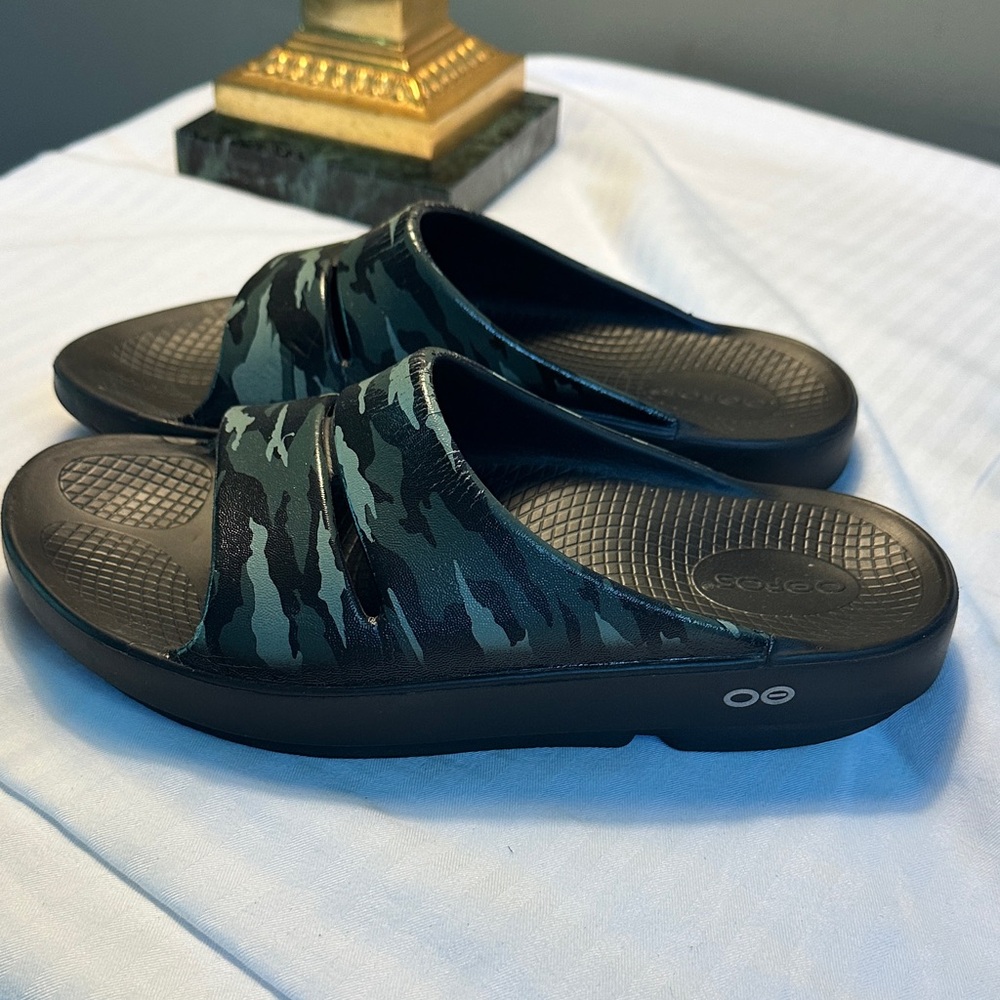 Camo  OOFOS Slide Sandals - Green & Black